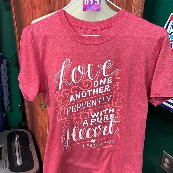 EUC Small T-Shirt 1 Peter 1:22 - Picture 3 of 4